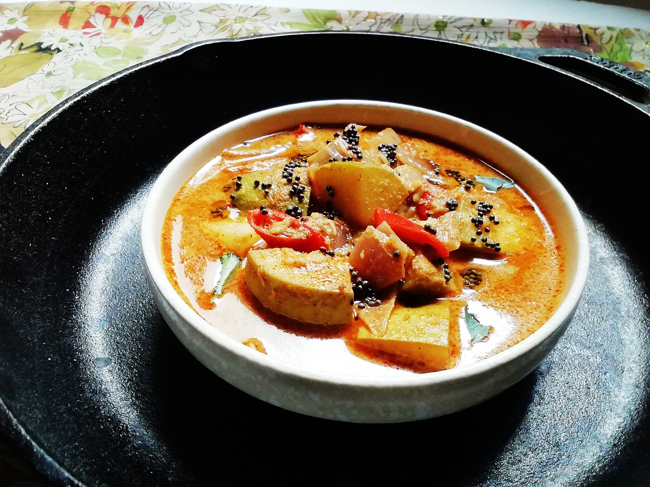 Raw Mango Curry: The Summer Lunch That Tastes Like The Season Itself